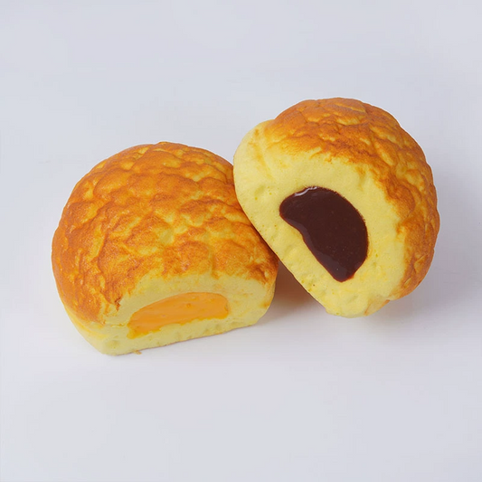 Cream puff bread squishy toy