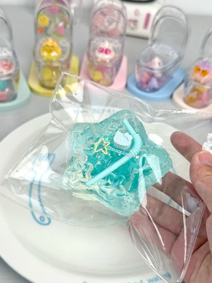 Gemini quicksand squeeze toy