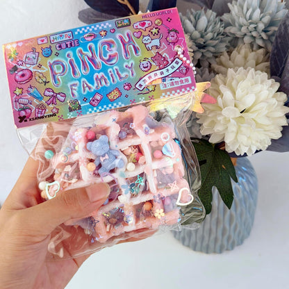 Waffle-shaped squishy toy