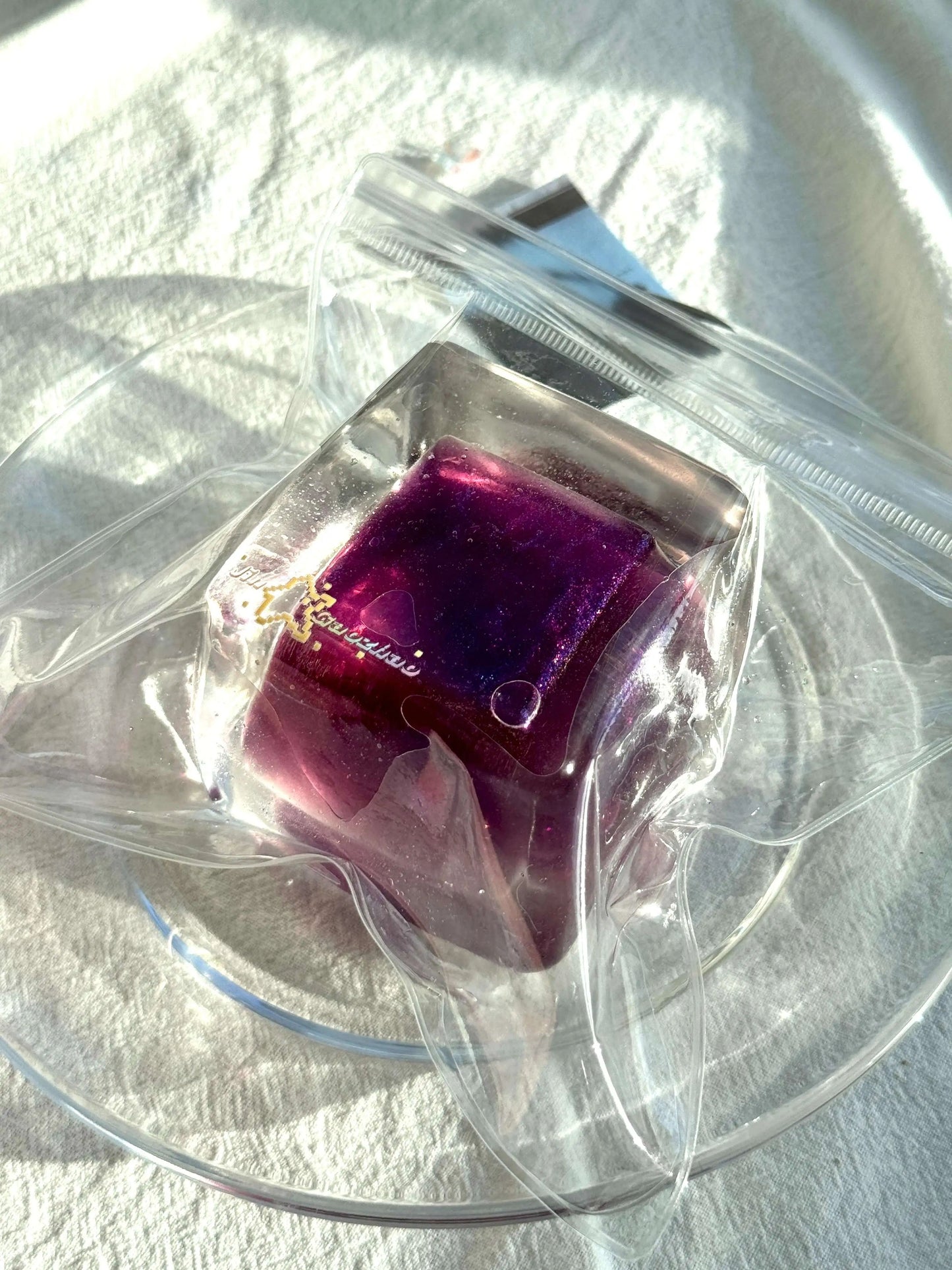 Quicksand ice blocks