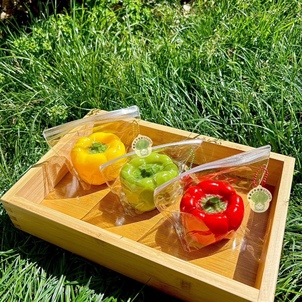 Three-color bell pepper squeeze toy